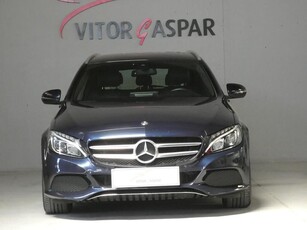 Mercedes Classe C C 220 d Avantgarde Aut. com 86 250 km por 28 990 € Stand Vitor Gaspar | Leiria