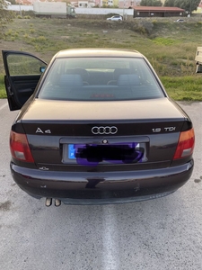Audi A4 1.9 TDI Confort