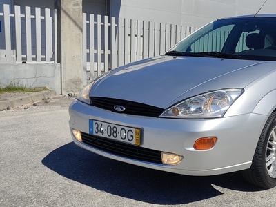 Ford focus 1.4 c/novo