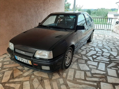 Opel kadett 16V 2.0