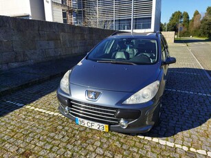 Peugeot 307 1.6 HDI Valongo •