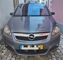 OPEL ZAFIRA B 7 lugares - 1.9 CDTI 150cv - 12/2005 Ílhavo (São Salvador) •