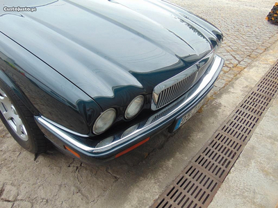 Jaguar XJ6 3.2