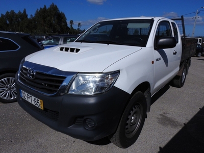 Toyota Hilux 2.5 D-4D 4WD CS AC por 21 500 € Auto - Seco | Aveiro