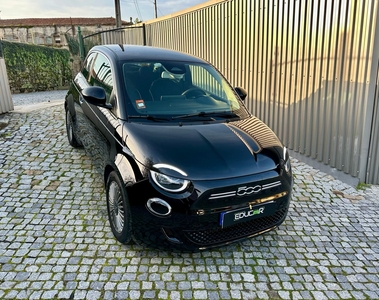 Fiat 500 42 kWh La Prima by Bocelli por 26 990 € Educar | Porto
