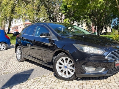 Ford Focus 1.5 TDCi Titanium com 250 000 km por 9 990 € Pedro Santos Automóveis | Lisboa