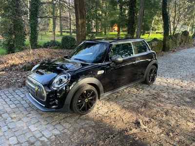 Mini Mini Cooper SE com 34 300 km por 20 999 € Nicolacar | Porto