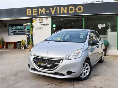 Peugeot 208 1.0 VTi Access com 92 893 km por 9 970 € Auto Lotus (Stª Iria de Azoia- Loures) | Lisboa