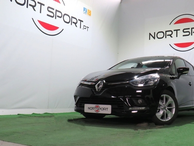 Renault Clio 0.9 TCe Limited por 13 800 € Nortsport V | Porto