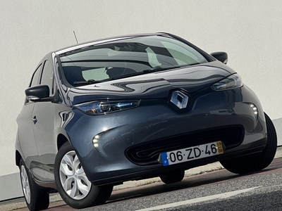 Renault ZOE Life 40 com 42 608 km por 16 900 € CarSeven | Lisboa
