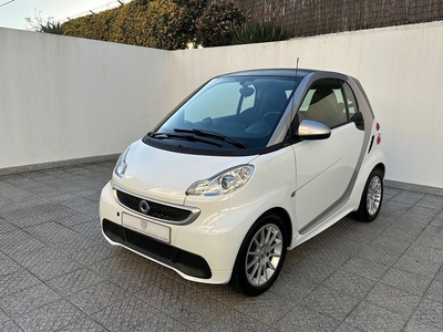Smart Fortwo Electric Drive Passion por 9 400 € MM Automóveis 1 | Porto