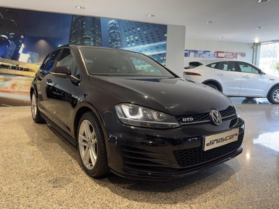 Volkswagen Golf 2.0 TDi GTD por 19 900 € Diniscar | Viana do Castelo