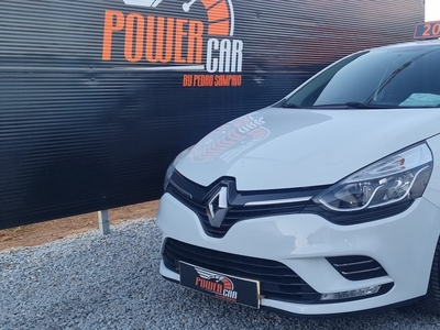 Renault Clio 0.9 TCe Limited por 13 900 € PowerCar | Porto