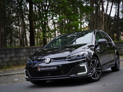 Volkswagen Golf 1.4 GTE Plug-in com 42 622 km por 23 900 € Equação Motor (Parque Nascente) | Porto