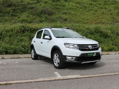 Dacia Sandero 0.9 TCe Stepway 124g com 120 524 km por 9 650 € AM Sport | Lisboa