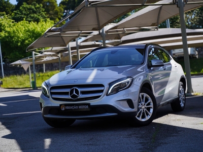 Mercedes Classe GLA GLA 180 CDi Style Aut. com 310 000 km por 15 900 € Equação Motor (Parque Nascente) | Porto