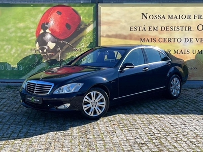 Mercedes Classe S S 320 CDi Longo com 273 000 km por 17 500 € Rolar Verde STAND | Braga