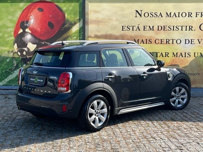 Mini Mini Countryman Mini Cooper SE ALL4 Auto com 61 227 km por 30 000 € Rolar Verde STAND | Braga