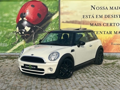 Mini Mini One 1.4 com 205 027 km por 12 000 € Rolar Verde STAND | Braga