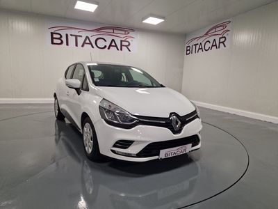 Renault Clio 1.5 dCi Intens com 92 000 km por 15 950 € BITACAR | Porto