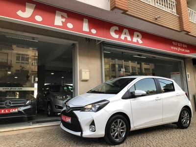 Toyota Yaris 1.0 VVT-i Comfort+P.Style com 98 495 km por 10 900 € JFI CAR | Setúbal
