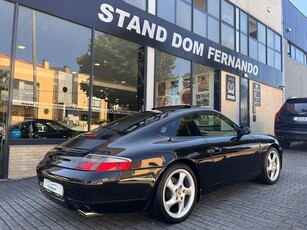 Porsche 911 Carrera Coupé com 126 000 km por 40 000 € Stand Dom Fernando | Porto