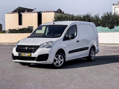 Peugeot Partner 1.6 BlueHDi Confort com 177 000 km por 11 990 € Stand M48 | Porto