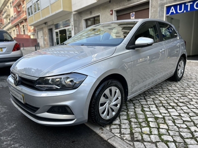 Volkswagen Polo 1.0 Trendline por 13 850 € Santos e Saraiva Lda | Lisboa