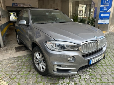 BMW X5 40 d xDrive 157g por 31 950 € Auto Hub | Lisboa