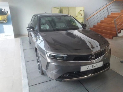 Opel Astra 1.5 D Elegance Aut. com 100 km por 30 150 € MCOUTINHO OPEL VILA REAL | Vila Real