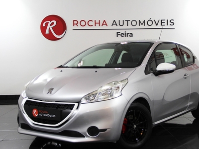 Peugeot 208 1.0 VTi Active por 8 999 € Rocha Automóveis Feira | Aveiro