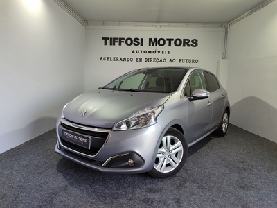 Peugeot 208 1.5 BlueHDi Signature por 12 850 € Tiffosi Motors | Porto