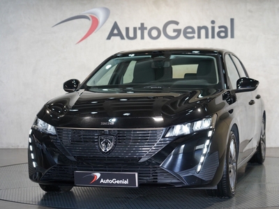 Peugeot 308 1.2 PureTech Active Pack por 22 990 € AutoGenial Comércio de Automóveis, Lda | Porto