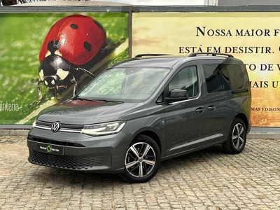 Volkswagen Caddy 2.0 TDI com 111 000 km por 32 500 € Rolar Verde STAND | Braga