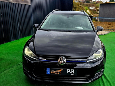 Volkswagen Golf 1.6 TDi BlueMotion Confortline por 15 900 € Ricardo Carvalho | Porto