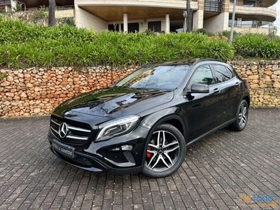 Mercedes Benz GLA 220 d 4Matic 7G-DCT Urban