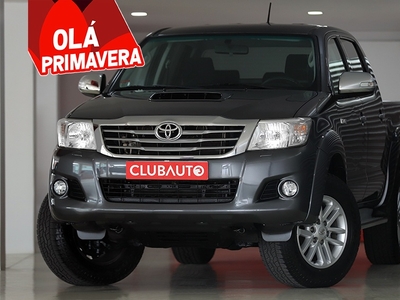 Toyota Hilux 2.5 D-4D 2WD Tracker (5 lugares)