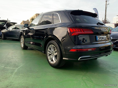 Audi Q5 2.0 TDI SLINE