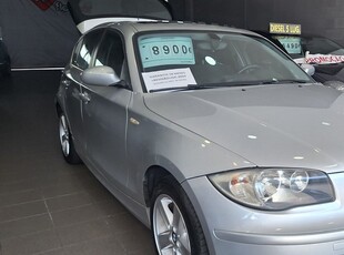 BMW Serie-1 118 d Line Urban com 283 000 km por 8 900 € Floricar | Porto