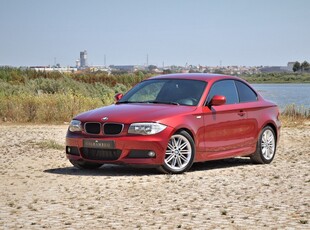 BMW Serie-1 125 d Pack M com 160 000 km por 19 990 € CalhambeQ | Setúbal