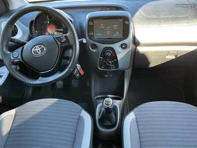 Toyota Aygo 1.0 VVTI + AC