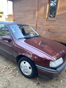 Vendo Opel vectra 1990