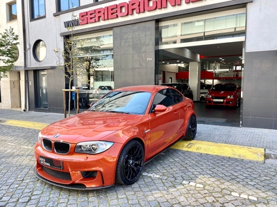 BMW Serie-1 118 i Pack M com 86 000 km por 75 000 € Serie Original Matosinhos | Porto