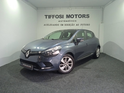 Renault Clio 1.2 Zen por 12 750 € Tiffosi Motors | Porto