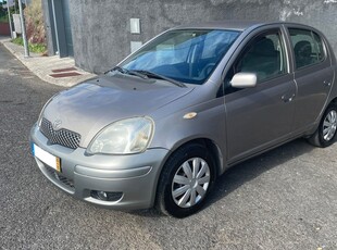 Toyota Yaris 1.0 VVT-i - 2005 São Martinho •