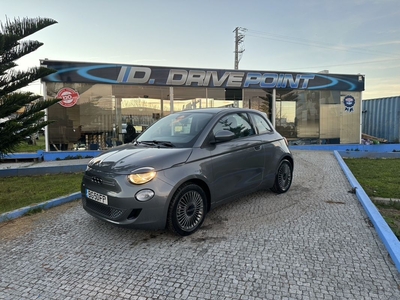 Fiat 500 42 kWh Icon com 1 871 km por 27 900 € Drive Point | Porto