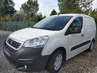 Peugeot Partner 1.6 BlueHDi Confort com 161 550 km por 12 950 € Seguecar | Aveiro