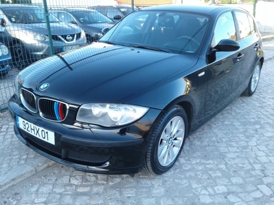 BMW Serie-1 116 d com 222 267 km por 9 900 € Trigo & Falcão Car | Setúbal