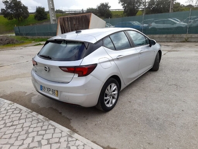 Opel Astra 1.6 CDTI Ecotec Edition S/S com 110 000 km por 88 598 € DEKRA | Lisboa