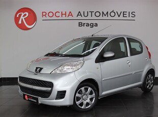 Peugeot 107 1.0 Trendy E4 com 128 643 km por 5 990 € Rocha Automóveis - Braga | Braga